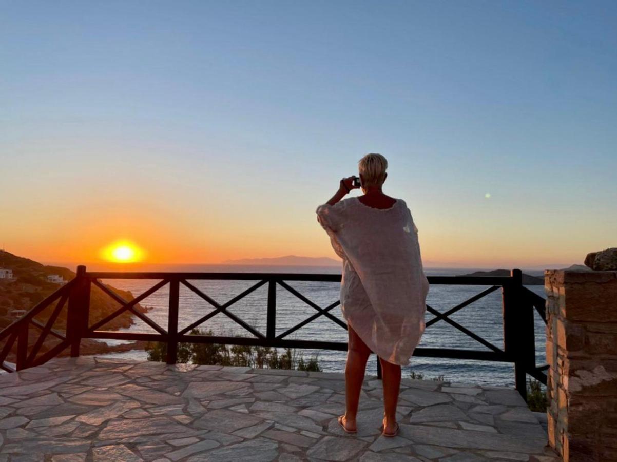 Syrou Lotos Studios & Apartments (Adults Only) Кіні Екстер'єр фото