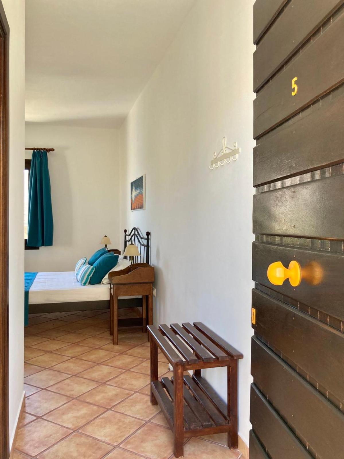Syrou Lotos Studios & Apartments (Adults Only) Кіні Номер фото